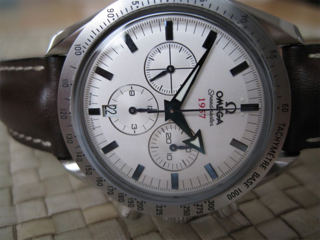 Omega speedmaster broad on sale arrow 50th anniversary 1957